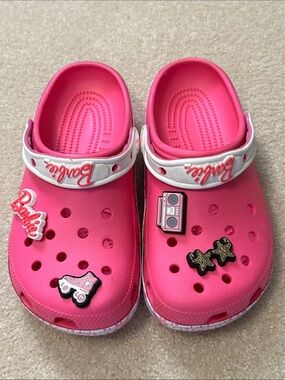 Barbie Hot Pink Crocs Woman’s size 7 Slip-On Clogs with Charms